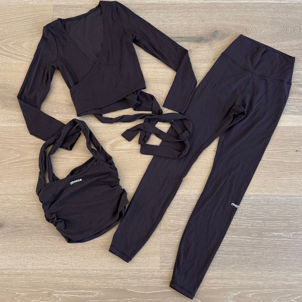Matte Collection Cinch Halter Tank Essential Leggings & Forma Wrap Top Size XS